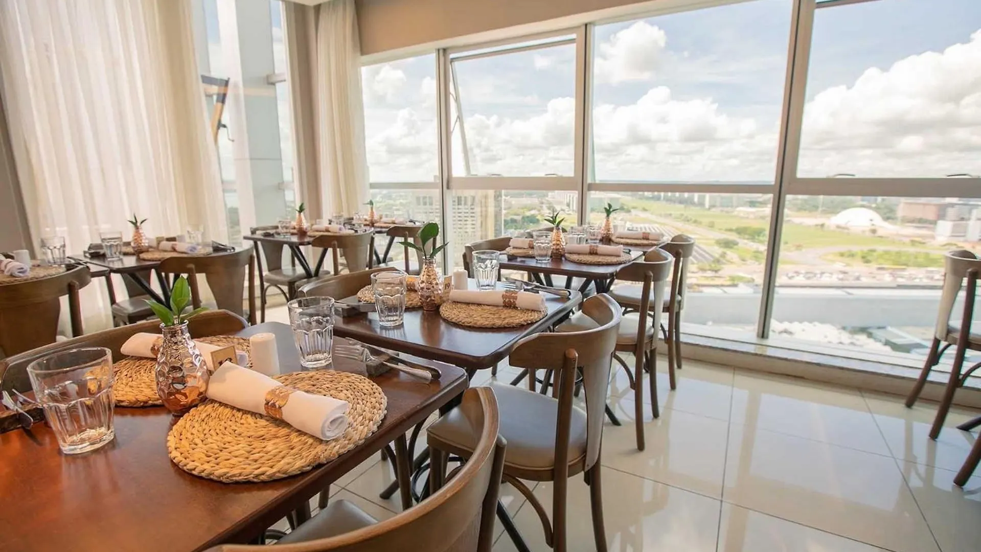 V1114 Flat Com Wi-Fi Exclusivo, Academia E Piscinas Apartment Brasilia
