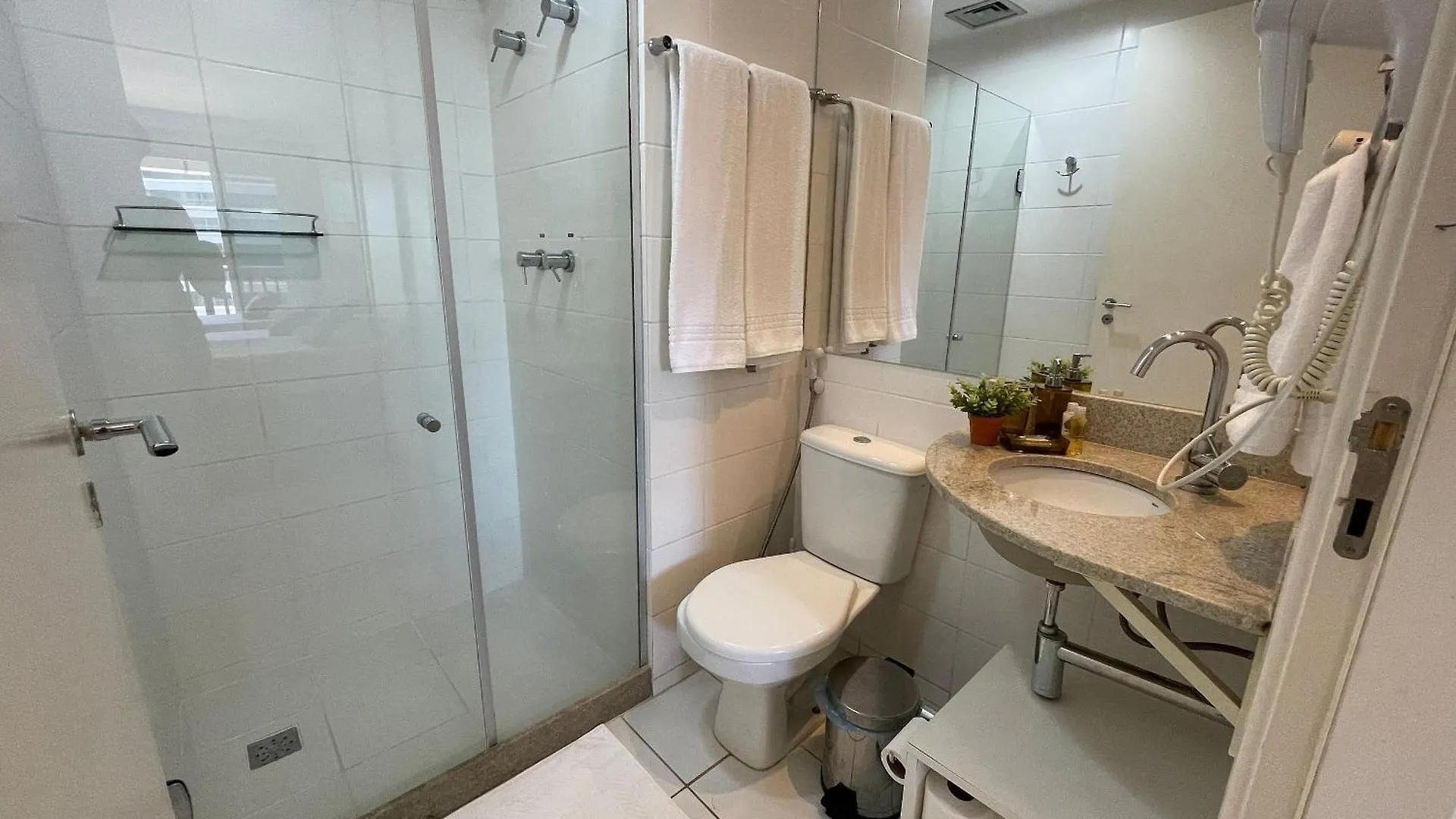V1114 Flat Com Wi-Fi Exclusivo, Academia E Piscinas Apartment Brasilia